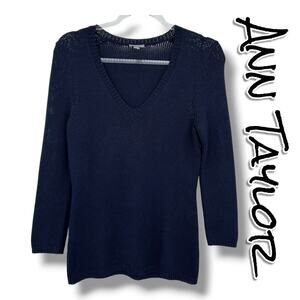 Ann Taylor Navy Blue Silk V-Neck Sweater Elegant Quiet Luxury Womens Size XS